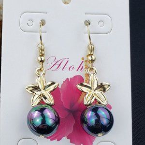 Small Plumeria Flower Pearl earrings